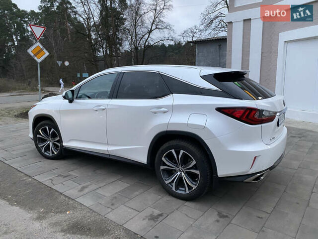 Білий Лексус РХ, об'ємом двигуна 2 л та пробігом 52 тис. км за 42500 $, фото 19 на Automoto.ua
