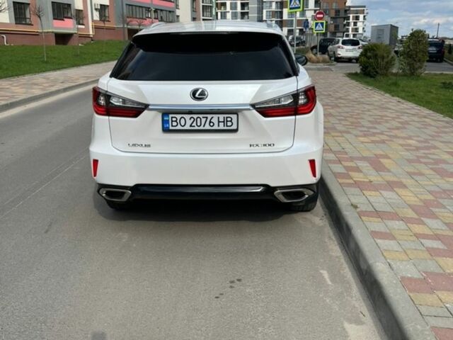 Білий Лексус РХ, об'ємом двигуна 2 л та пробігом 105 тис. км за 29900 $, фото 5 на Automoto.ua