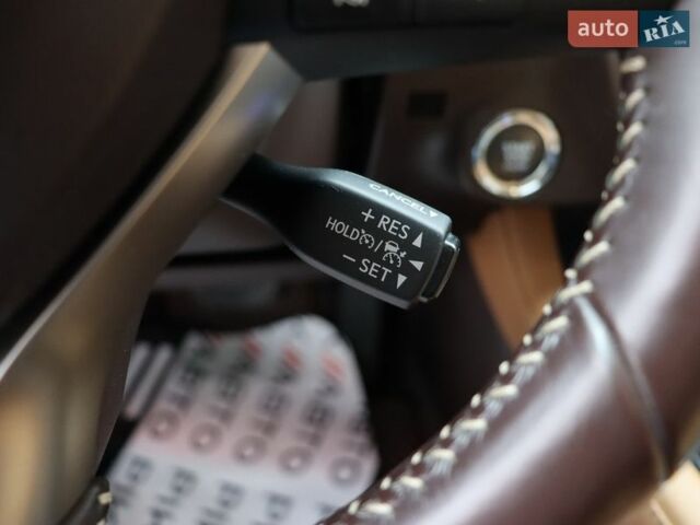 Білий Лексус РХ, об'ємом двигуна 2 л та пробігом 32 тис. км за 39900 $, фото 20 на Automoto.ua