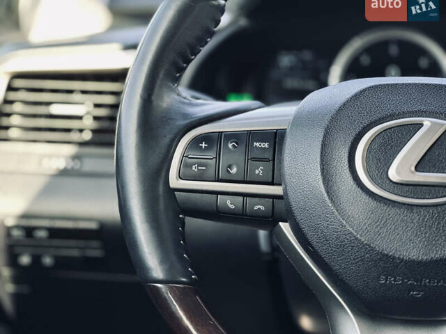 Білий Лексус РХ, об'ємом двигуна 3.46 л та пробігом 125 тис. км за 34000 $, фото 44 на Automoto.ua