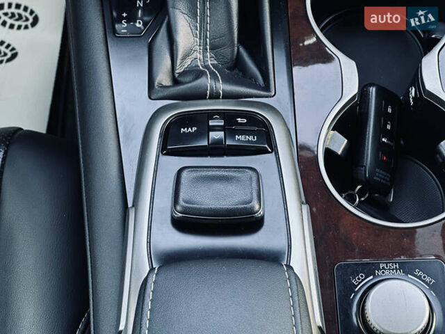 Білий Лексус РХ, об'ємом двигуна 3.46 л та пробігом 125 тис. км за 34000 $, фото 48 на Automoto.ua