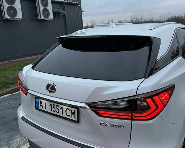 Белый Лексус РХ, объемом двигателя 3.5 л и пробегом 180 тыс. км за 32500 $, фото 5 на Automoto.ua