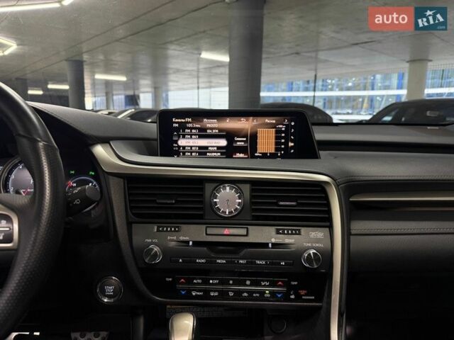 Білий Лексус РХ, об'ємом двигуна 3.46 л та пробігом 86 тис. км за 38900 $, фото 28 на Automoto.ua