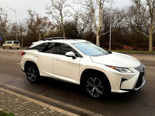 Белый Лексус РХ, объемом двигателя 3.5 л и пробегом 49 тыс. км за 37000 $, фото 3 на Automoto.ua