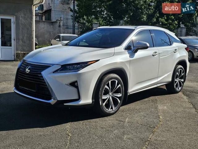 Белый Лексус РХ, объемом двигателя 2 л и пробегом 84 тыс. км за 33800 $, фото 1 на Automoto.ua