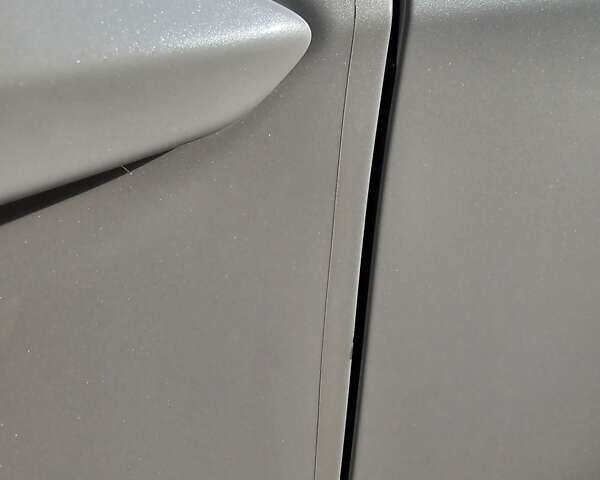 Белый Лексус РХ, объемом двигателя 2 л и пробегом 84 тыс. км за 33800 $, фото 16 на Automoto.ua