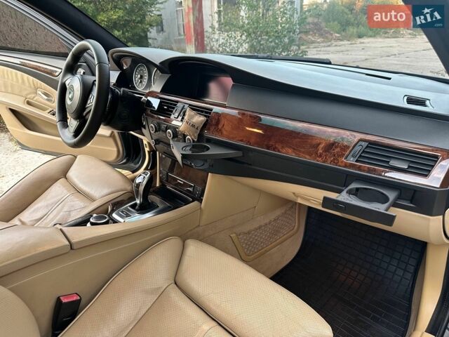 Белый Лексус РХ, объемом двигателя 2 л и пробегом 108 тыс. км за 33500 $, фото 23 на Automoto.ua