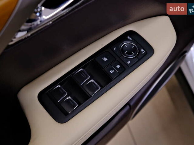 Белый Лексус РХ, объемом двигателя 3.46 л и пробегом 48 тыс. км за 36900 $, фото 29 на Automoto.ua