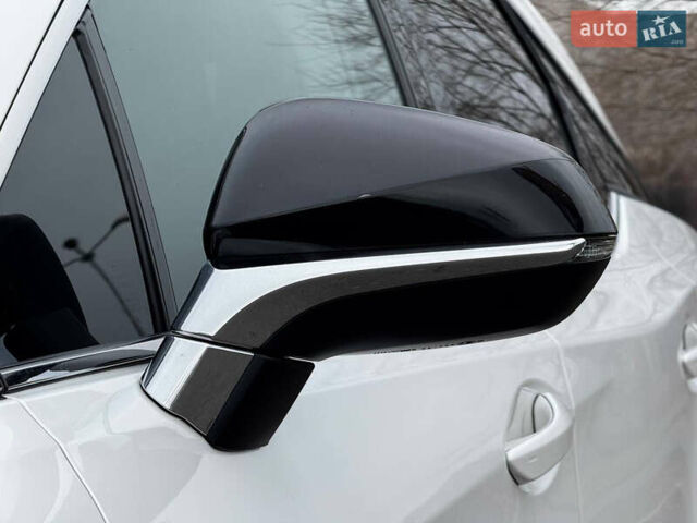 Білий Лексус РХ, об'ємом двигуна 2 л та пробігом 99 тис. км за 36500 $, фото 9 на Automoto.ua