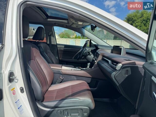 Белый Лексус РХ, объемом двигателя 3.46 л и пробегом 178 тыс. км за 37800 $, фото 18 на Automoto.ua