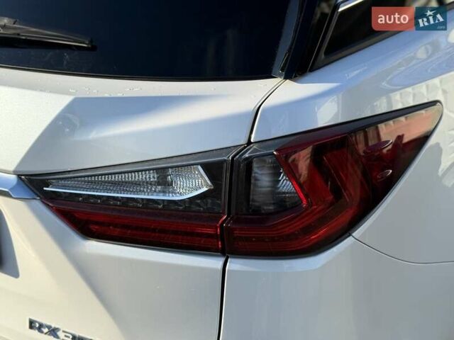 Білий Лексус РХ, об'ємом двигуна 3.5 л та пробігом 62 тис. км за 35500 $, фото 15 на Automoto.ua