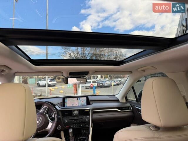 Білий Лексус РХ, об'ємом двигуна 3.46 л та пробігом 77 тис. км за 34000 $, фото 9 на Automoto.ua