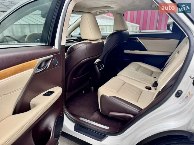 Лексус РХ 2018 в Киеве на Automoto.ua Белый Лексус РХ, объемом двигателя 3.46 л и пробегом 135 тыс. км за 29999 $, фото 51 на Automoto.ua