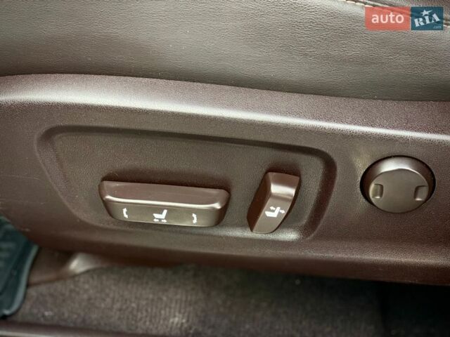 Білий Лексус РХ, об'ємом двигуна 2 л та пробігом 75 тис. км за 38000 $, фото 17 на Automoto.ua