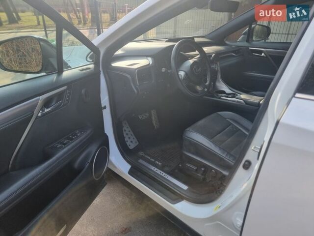 Белый Лексус РХ, объемом двигателя 3.46 л и пробегом 174 тыс. км за 36000 $, фото 17 на Automoto.ua