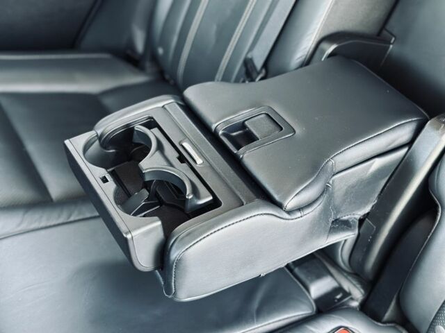 Білий Лексус РХ, об'ємом двигуна 3.5 л та пробігом 125 тис. км за 33999 $, фото 17 на Automoto.ua