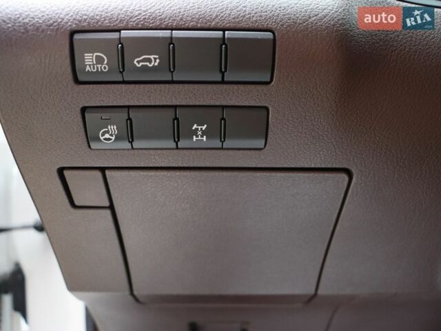 Білий Лексус РХ, об'ємом двигуна 2 л та пробігом 32 тис. км за 39900 $, фото 13 на Automoto.ua