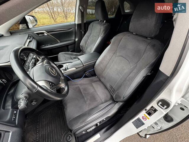 Білий Лексус РХ, об'ємом двигуна 2 л та пробігом 99 тис. км за 36500 $, фото 27 на Automoto.ua