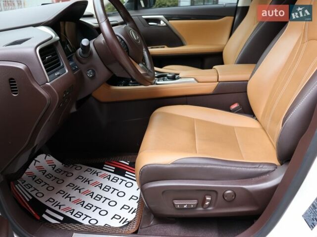 Білий Лексус РХ, об'ємом двигуна 2 л та пробігом 32 тис. км за 39900 $, фото 10 на Automoto.ua