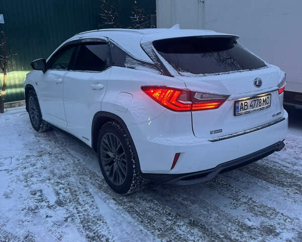 Білий Лексус РХ, об'ємом двигуна 3.46 л та пробігом 131 тис. км за 33500 $, фото 28 на Automoto.ua