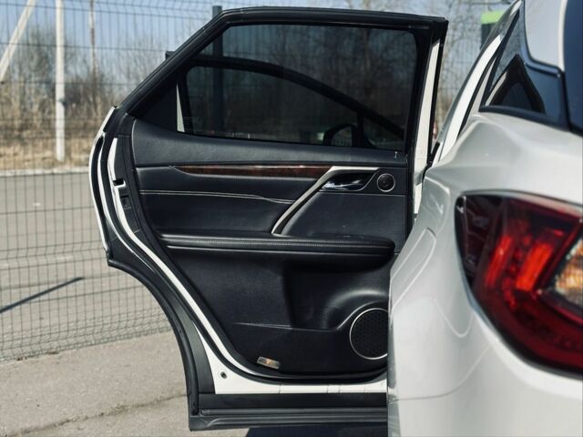 Білий Лексус РХ, об'ємом двигуна 3.5 л та пробігом 125 тис. км за 33999 $, фото 11 на Automoto.ua