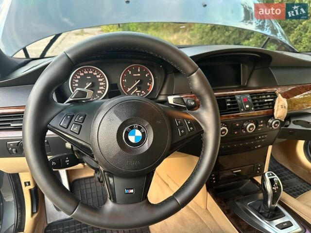Белый Лексус РХ, объемом двигателя 2 л и пробегом 108 тыс. км за 33500 $, фото 18 на Automoto.ua