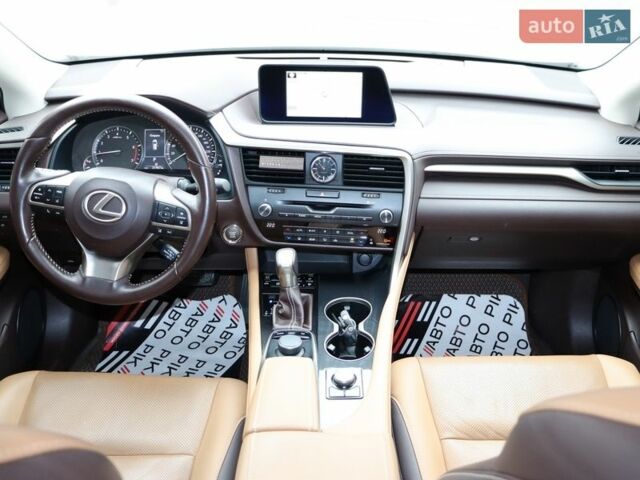 Білий Лексус РХ, об'ємом двигуна 2 л та пробігом 32 тис. км за 39900 $, фото 37 на Automoto.ua