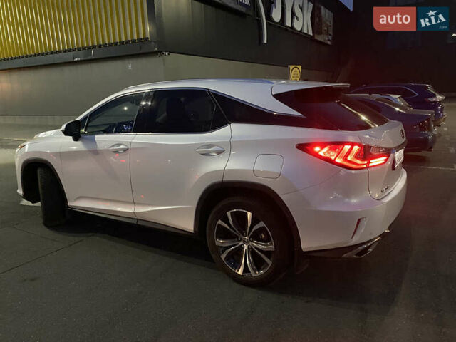 Білий Лексус РХ, об'ємом двигуна 2 л та пробігом 52 тис. км за 42500 $, фото 55 на Automoto.ua