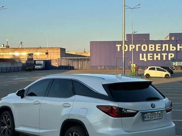 Белый Лексус РХ, объемом двигателя 3.46 л и пробегом 94 тыс. км за 43000 $, фото 4 на Automoto.ua