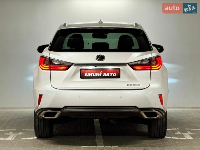 Белый Лексус РХ, объемом двигателя 3.46 л и пробегом 56 тыс. км за 32499 $, фото 6 на Automoto.ua