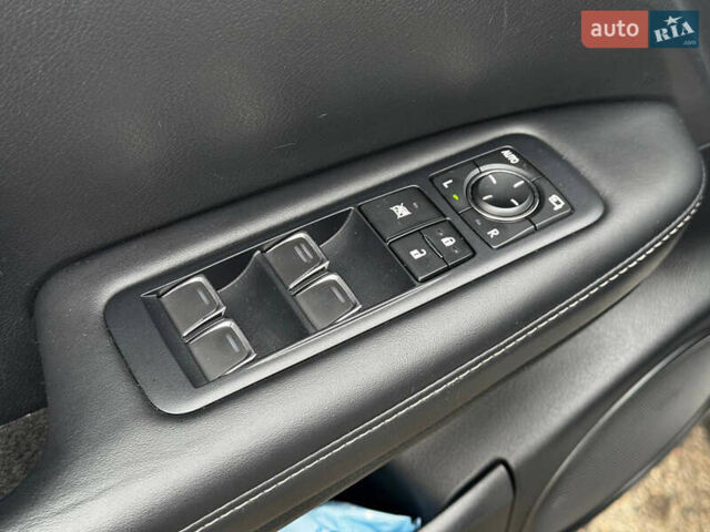 Білий Лексус РХ, об'ємом двигуна 2 л та пробігом 99 тис. км за 36500 $, фото 23 на Automoto.ua