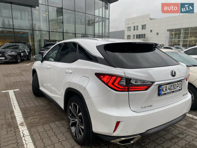 Білий Лексус РХ, об'ємом двигуна 2 л та пробігом 52 тис. км за 42500 $, фото 4 на Automoto.ua