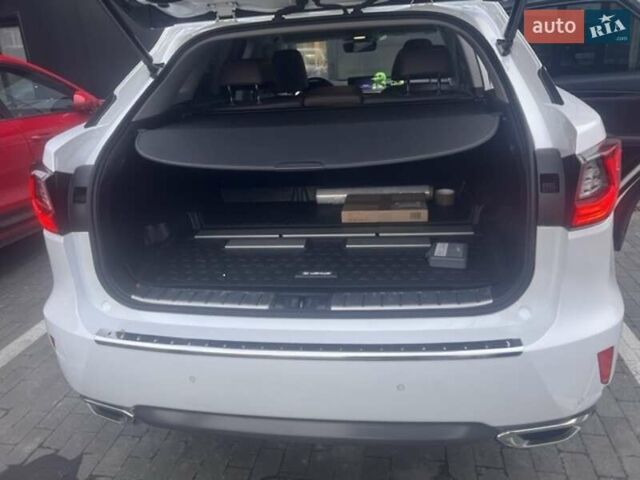 Білий Лексус РХ, об'ємом двигуна 2 л та пробігом 80 тис. км за 42000 $, фото 8 на Automoto.ua