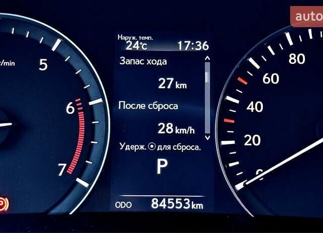 Белый Лексус РХ, объемом двигателя 2 л и пробегом 84 тыс. км за 33800 $, фото 26 на Automoto.ua