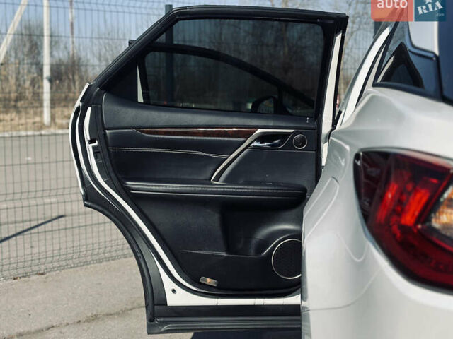 Білий Лексус РХ, об'ємом двигуна 3.46 л та пробігом 125 тис. км за 34000 $, фото 11 на Automoto.ua
