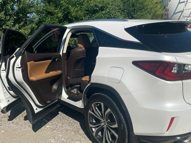 Білий Лексус РХ, об'ємом двигуна 2 л та пробігом 80 тис. км за 33000 $, фото 11 на Automoto.ua