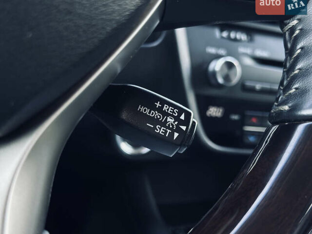 Білий Лексус РХ, об'ємом двигуна 3.46 л та пробігом 125 тис. км за 34000 $, фото 55 на Automoto.ua