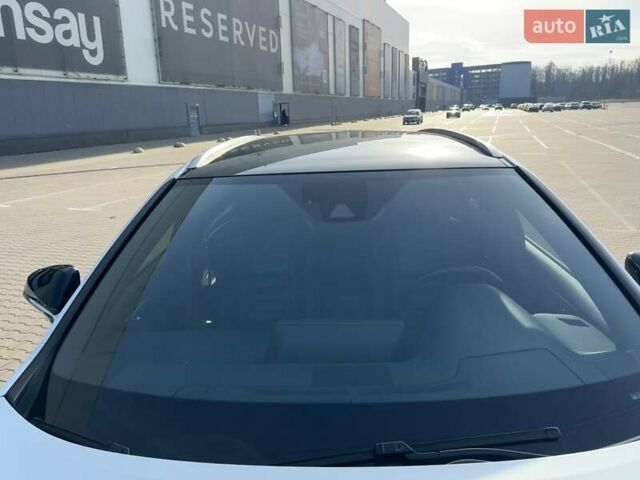 Белый Лексус РХ, объемом двигателя 2 л и пробегом 112 тыс. км за 44000 $, фото 17 на Automoto.ua