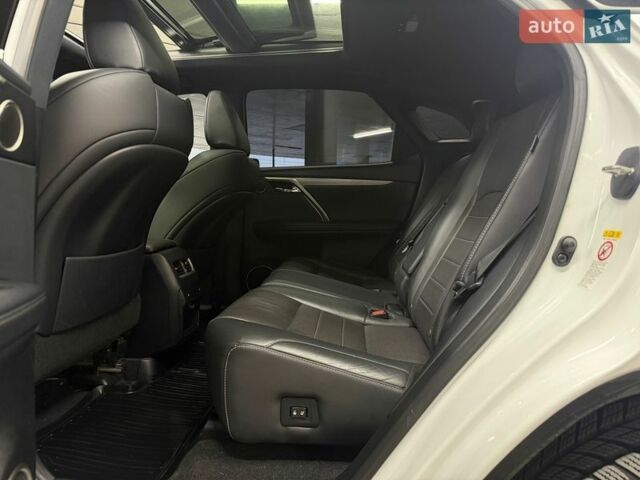 Білий Лексус РХ, об'ємом двигуна 3.46 л та пробігом 86 тис. км за 38900 $, фото 23 на Automoto.ua