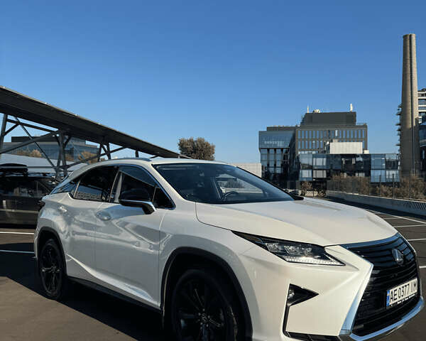 Білий Лексус РХ, об'ємом двигуна 2 л та пробігом 52 тис. км за 38400 $, фото 6 на Automoto.ua