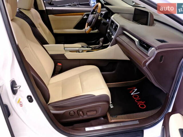 Белый Лексус РХ, объемом двигателя 3.46 л и пробегом 48 тыс. км за 36900 $, фото 44 на Automoto.ua