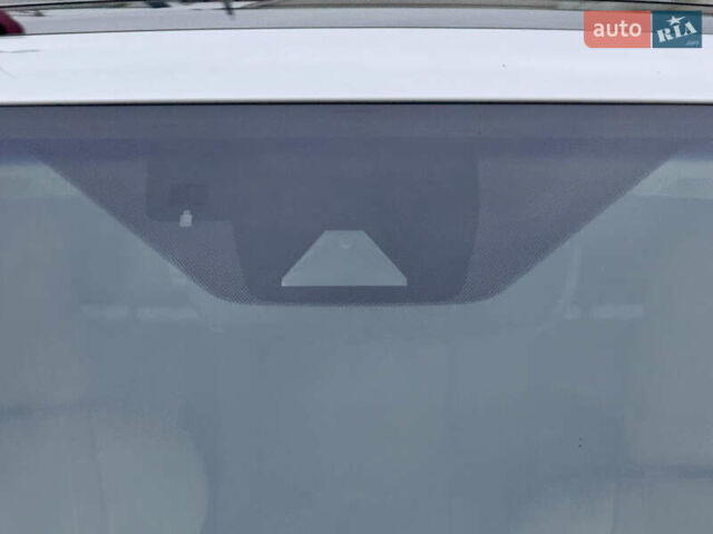 Лексус РХ 2018 в Киеве на Automoto.ua Белый Лексус РХ, объемом двигателя 3.46 л и пробегом 135 тыс. км за 29999 $, фото 22 на Automoto.ua