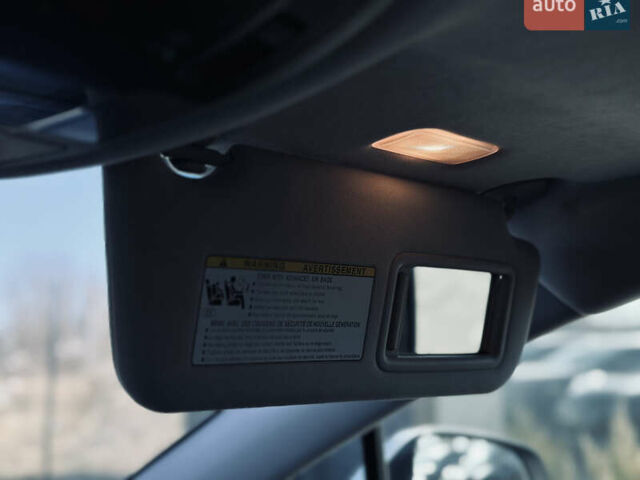 Білий Лексус РХ, об'ємом двигуна 3.46 л та пробігом 125 тис. км за 34000 $, фото 54 на Automoto.ua