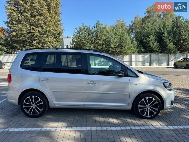 Белый Лексус РХ, объемом двигателя 2 л и пробегом 108 тыс. км за 33500 $, фото 1 на Automoto.ua