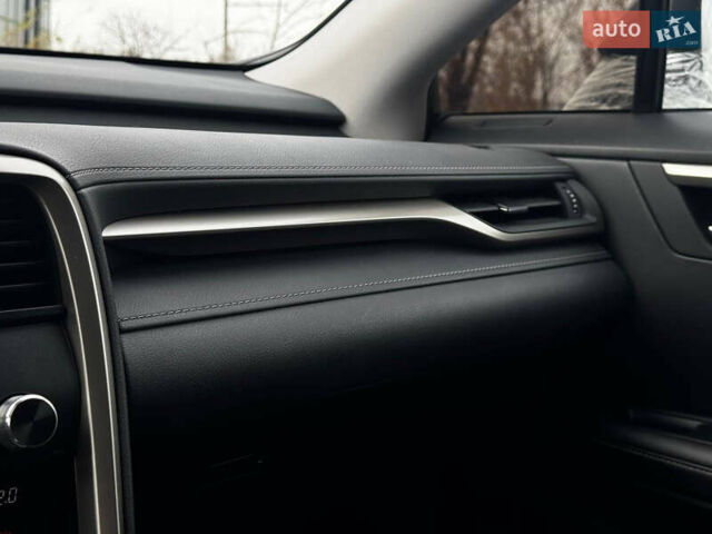 Білий Лексус РХ, об'ємом двигуна 2 л та пробігом 99 тис. км за 36500 $, фото 45 на Automoto.ua