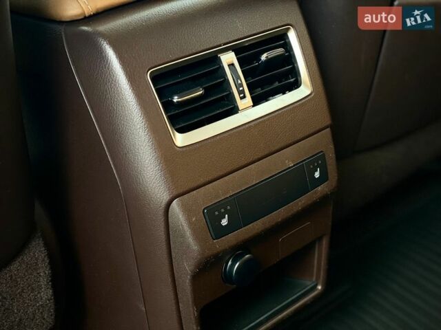 Білий Лексус РХ, об'ємом двигуна 2 л та пробігом 75 тис. км за 38000 $, фото 25 на Automoto.ua