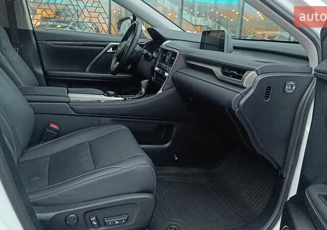 Белый Лексус РХ, объемом двигателя 2 л и пробегом 169 тыс. км за 29468 $, фото 5 на Automoto.ua