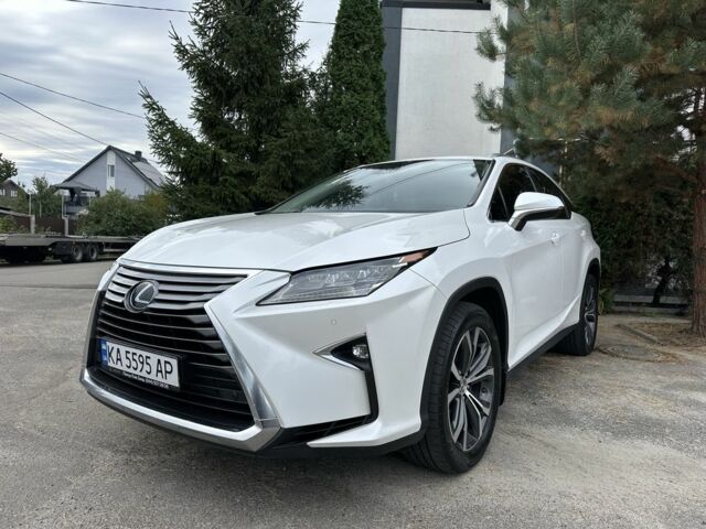 Лексус РХ 2018 в Кельменцах на Automoto.ua Белый Лексус РХ, объемом двигателя 2 л и пробегом 155 тыс. км за 32500 $, фото 2 на Automoto.ua