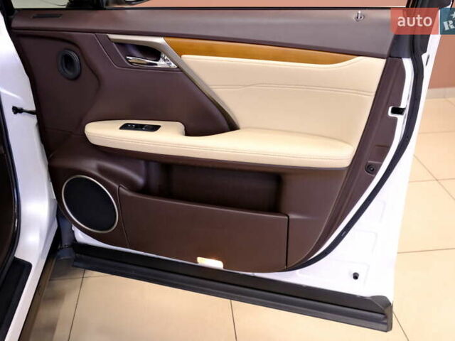 Белый Лексус РХ, объемом двигателя 3.46 л и пробегом 48 тыс. км за 36900 $, фото 43 на Automoto.ua