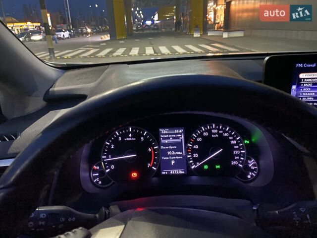 Білий Лексус РХ, об'ємом двигуна 2 л та пробігом 52 тис. км за 42500 $, фото 42 на Automoto.ua